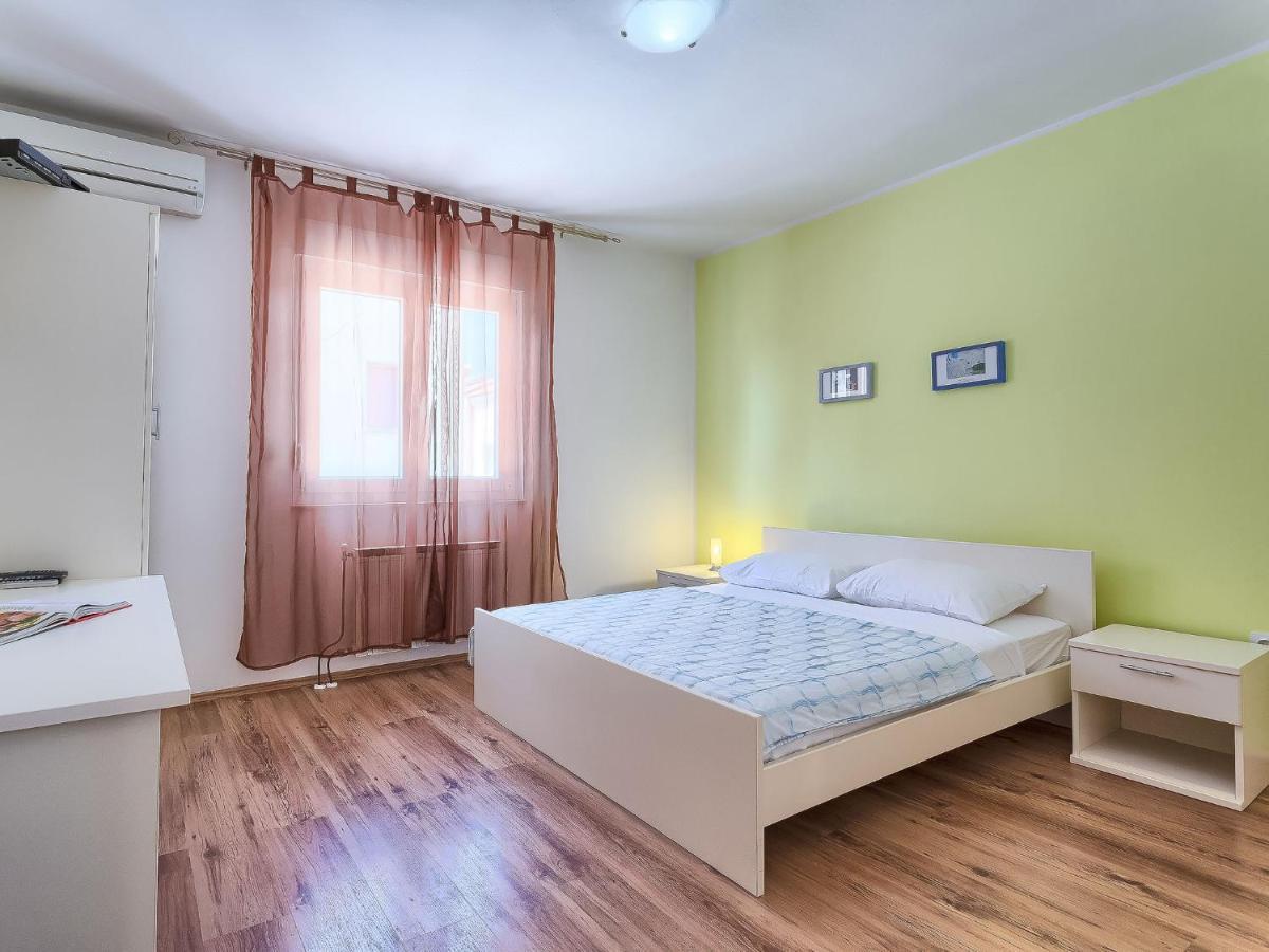 Apartment Nika-12 By Interhome อูมัค ภายนอก รูปภาพ